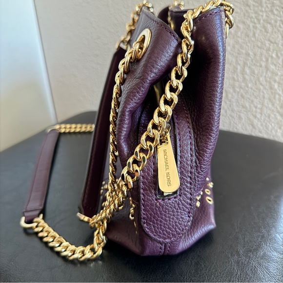Michael Kors Purple Jet Set Chain Shoulder Bag - Picture 5 of 13